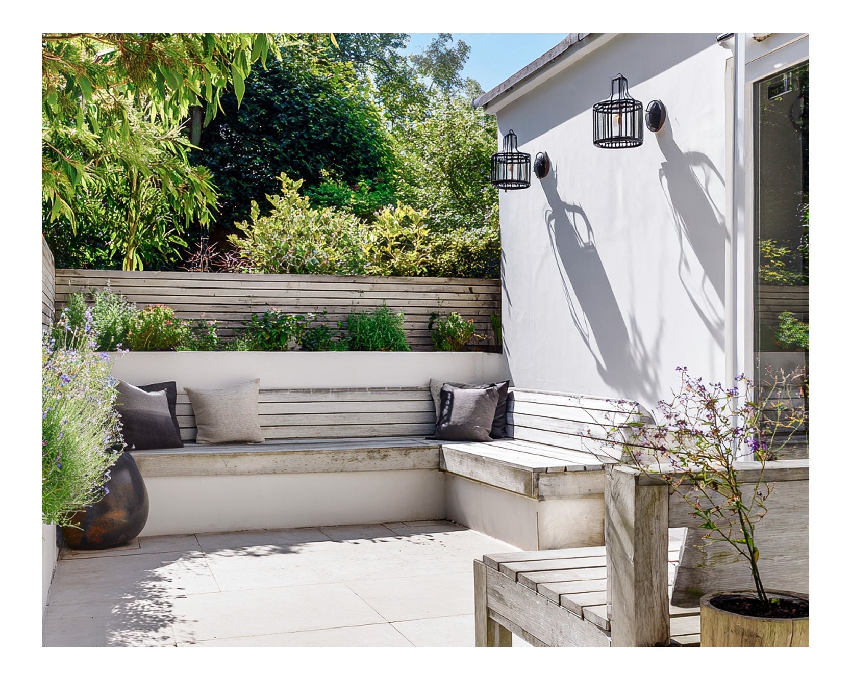 Masonry paint